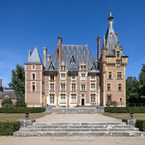 Château d'Avrilly août 2022 by @NataFranceAuvergne-45